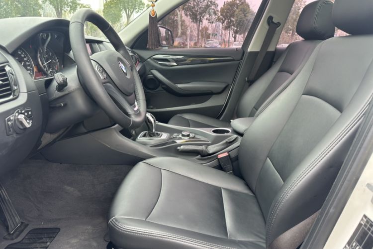 Used BMW X1 2015 sDrive18i Fashion Upgrade Edition