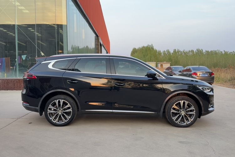 Used BYD Tang 2018 2.0T Automatic SmartConnect Prestige 7-Seater China V Standard