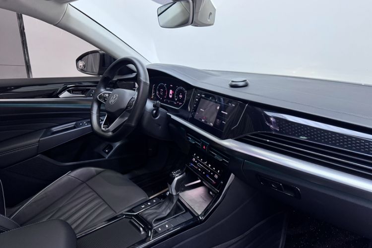 Used Volkswagen Passat 2022 330TSI Starry Luxury Edition
