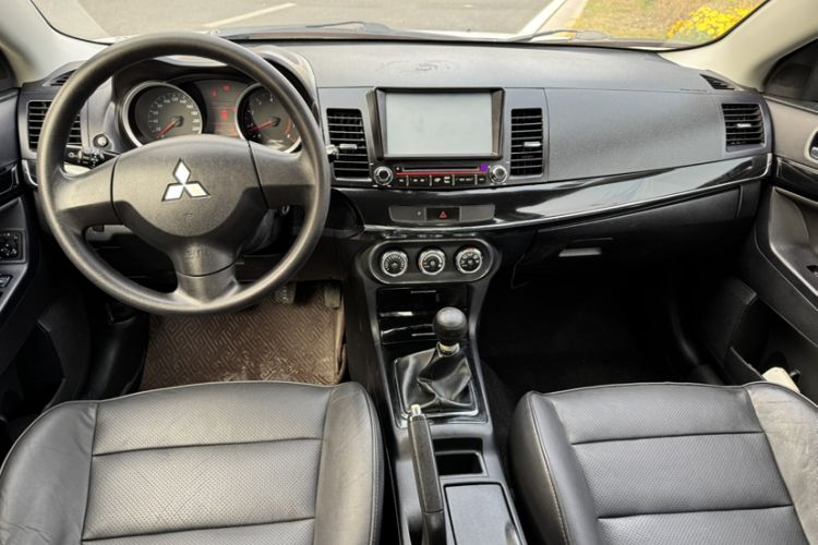 Used Mitsubishi Lancer EX 2012 Chasing Edition 1.8L Manual Luxury Model