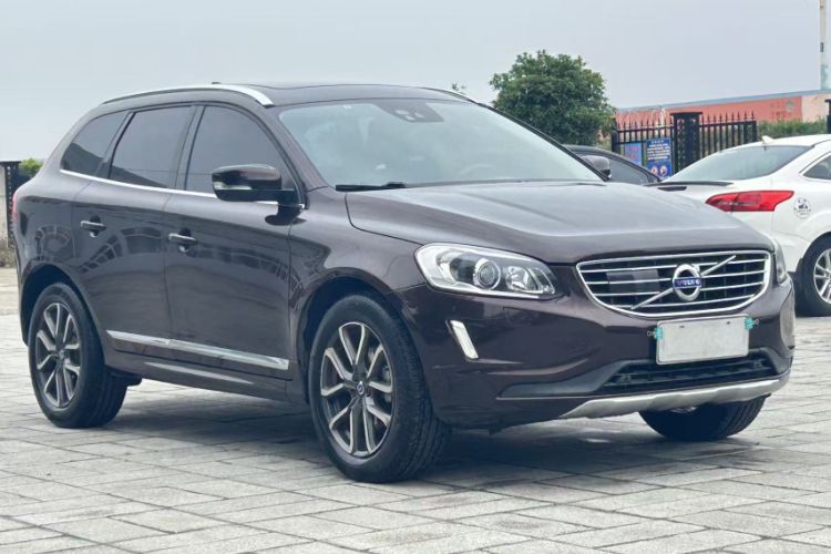 Used Volvo XC60 2017 T5 AWD Smart Drive Edition