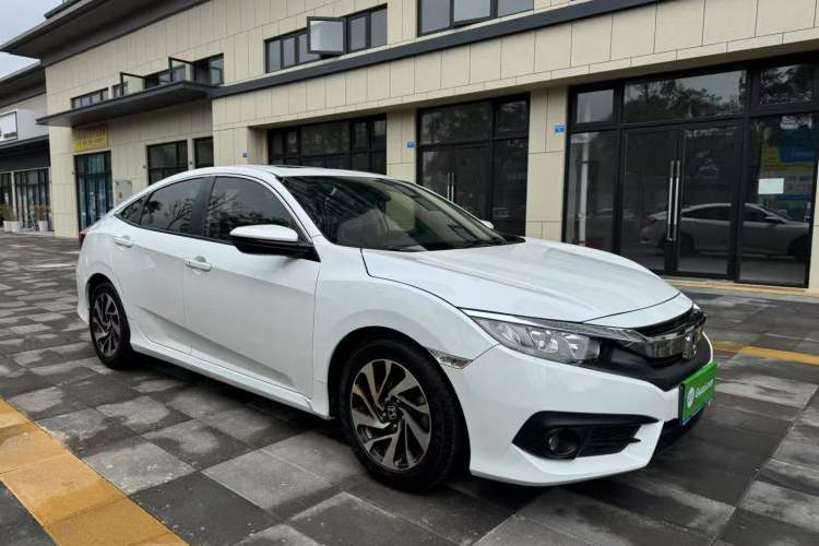 Used Honda Civic 2016 220TURBO CVT Luxury Edition
