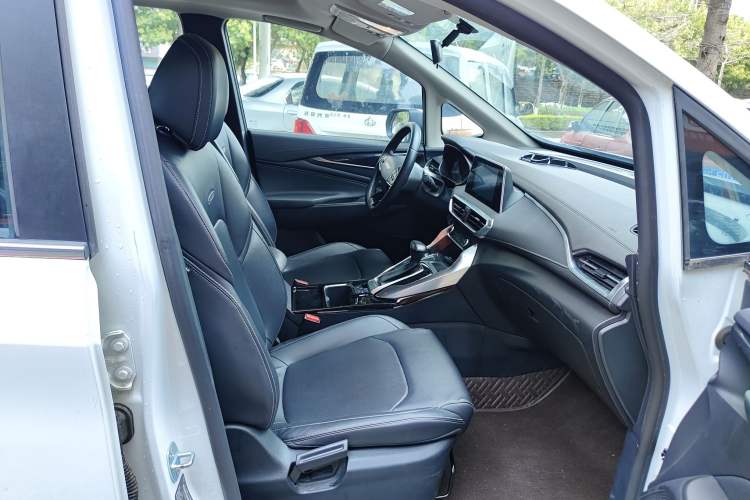 Used SAIC MAXUS G50 2022 1.5T Automatic Comfort Touring A