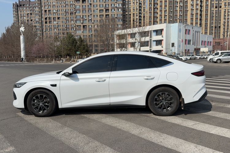 Used BYD Qin L 2025 DM-i Smart Drive 80KM Leading Model
