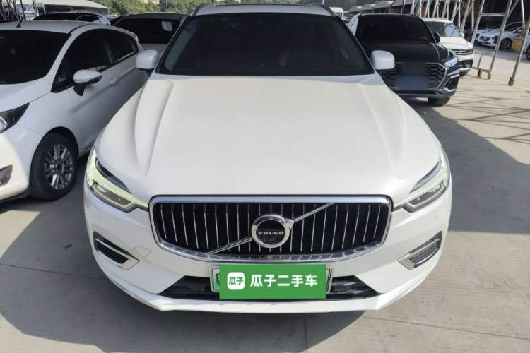 Used Volvo XC60 New Energy 2019 T8 e-Drive Hybrid Prestige Luxury Edition China VI Standard Exterior 1