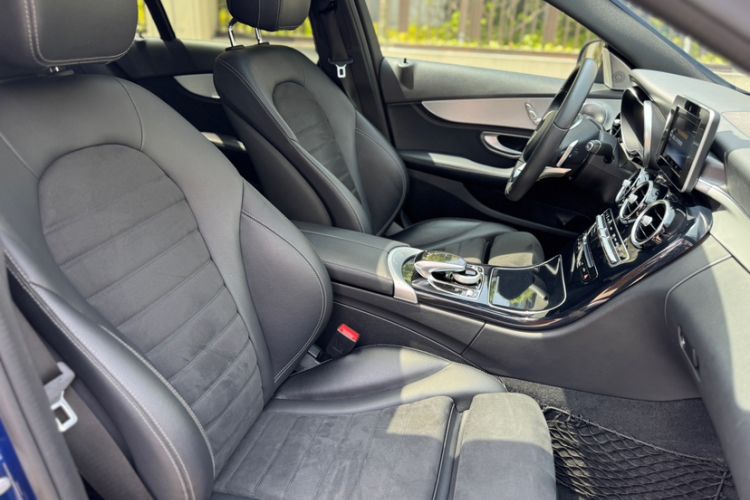 Used Mercedes-Benz C-Class 2017 Restyled C 200 Sport Edition Right Front Seat