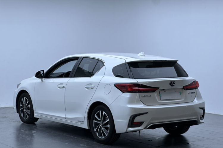 Used Lexus CT 2017 CT200h Elite Edition Solid Color China V Standard
