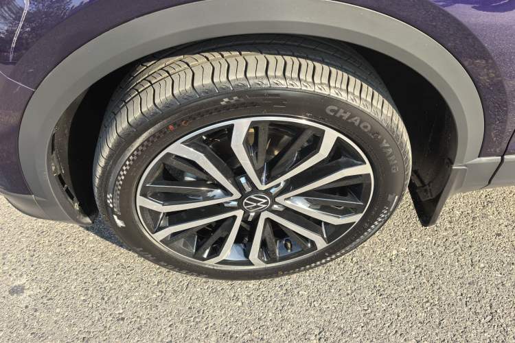 Used Volkswagen T-ROC 2021 280TSI DSG Two-Wheel Drive Comfort Connect Edition