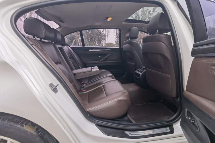 Used BMW 5 Series 2014 525Li Luxury Design Package