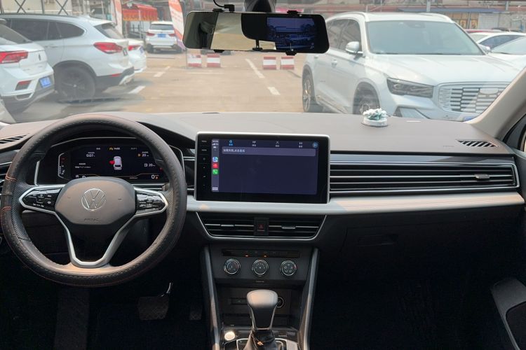 Used Volkswagen Tiguan L 2023 280TSI Automatic Two-Wheel Drive Trendy Innovation Limited Edition Interior 3