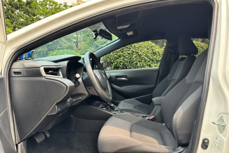 Used Toyota Levin 2022 Facelift TNGA 1.5L CVT Progressive Edition Interior 2