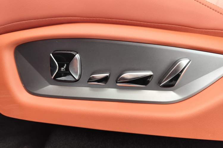 Used BYD Tang L 2025 EV 600KM All-Wheel-Drive LiDAR Flagship Model Interior 7