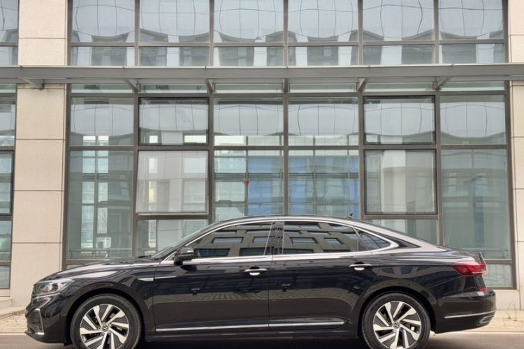 Used Volkswagen Passat New Energy 2023 430 PHEV Hybrid Elite Edition