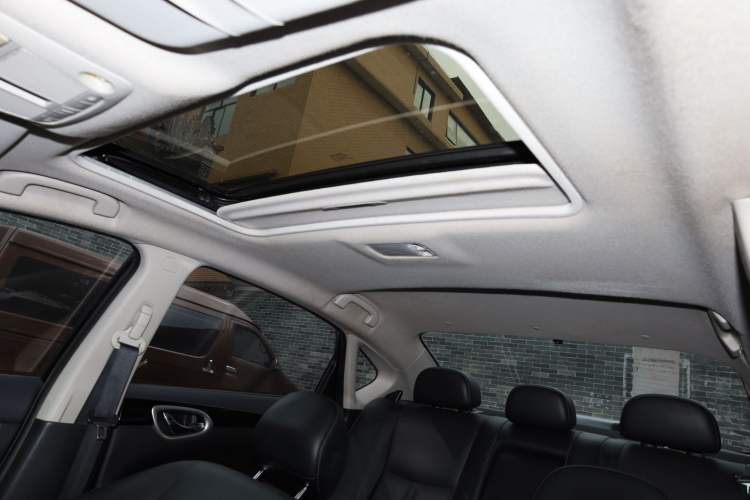 Used Nissan Sylphy 2019 1.6XV CVT Smart Connect Luxury Edition China VI Standard