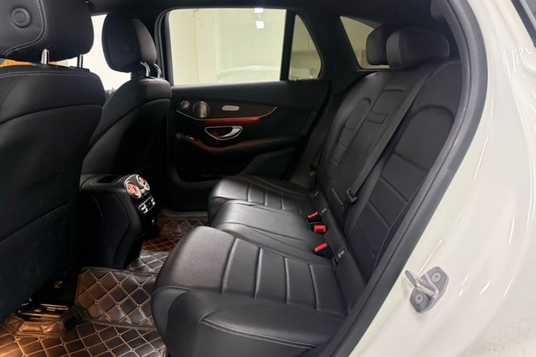 Used Mercedes-Benz GLC 2021 GLC 300 L 4MATIC Dynamic Model Interior 7