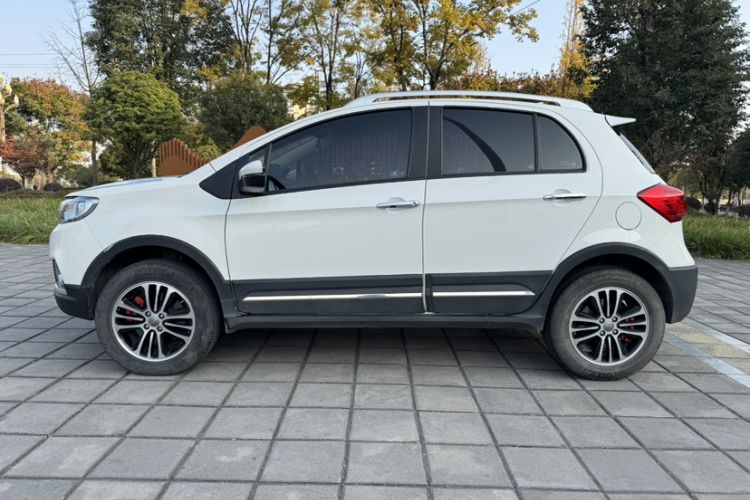 Used Haval H1 2015 1.5L Manual Luxury Model