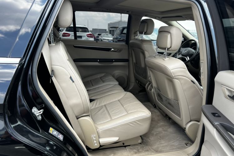 Used Mercedes-Benz R-Class 2017 R 320 4MATIC Business Edition Prestige Model