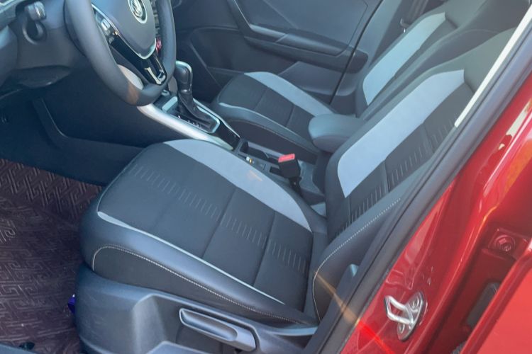 Used Volkswagen T-ROC 2020 230TSI DSG Two-Wheel Drive Advanced Version