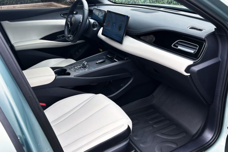 Used BYD Seal 06 New Energy 2024 DM-i 120KM Prestige Model
