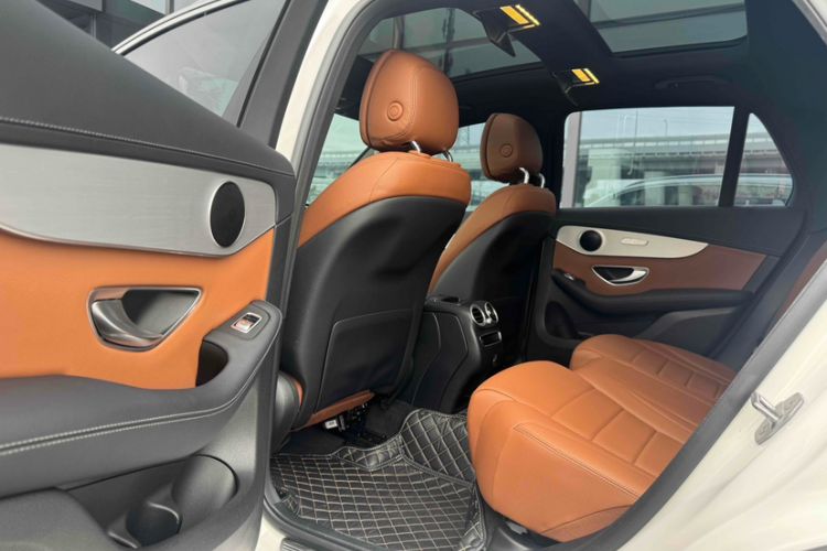 Used Mercedes-Benz GLC 2021 GLC 260 L 4MATIC Dynamic Edition
