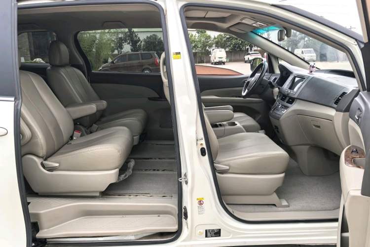 Used BYD M6 2015 2.4L Automatic Prestige Edition