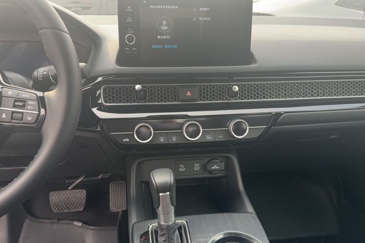 Used Honda Civic 2025 240TURBO CVT SmartFun Pro Interior 5