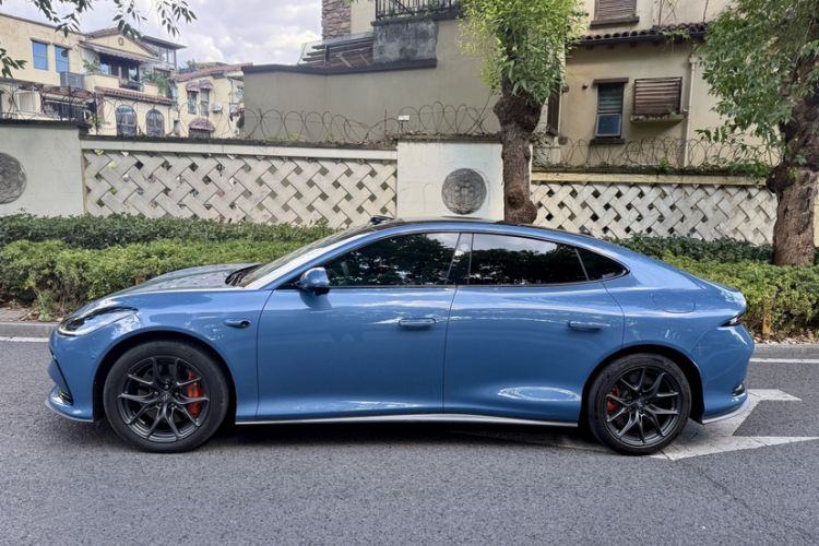 Used IM L6 2024 Max Extended-Range Version
