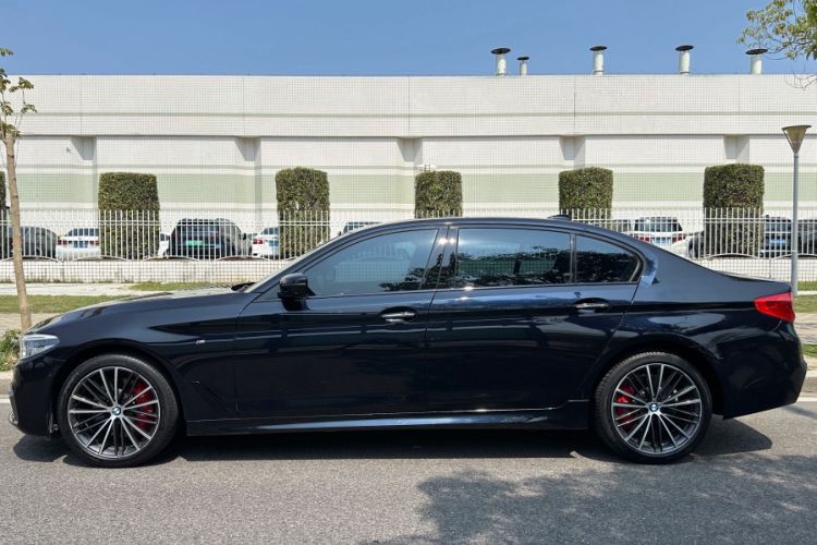 Used BMW 5 Series 2018 Restyled 530Li Luxury Edition M Sport Package Exterior 6