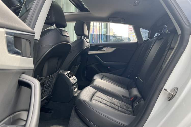 Used Audi A5 2019 Sportback 40 TFSI Fashion Model
