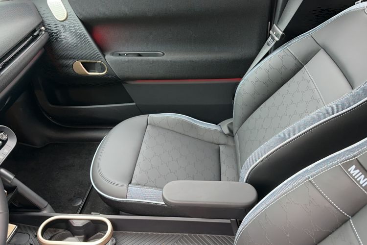 Used MINI Electric MINI COOPER 2024 452km COOPER SE Artist
