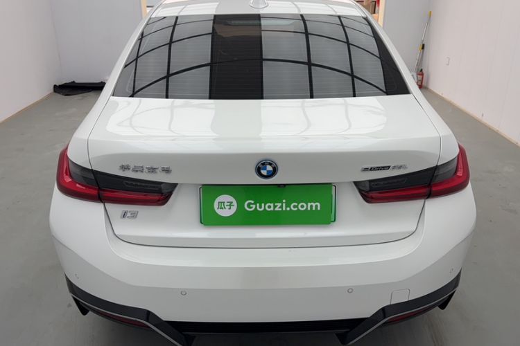 Used BMW i3 2022 eDrive 35 L
