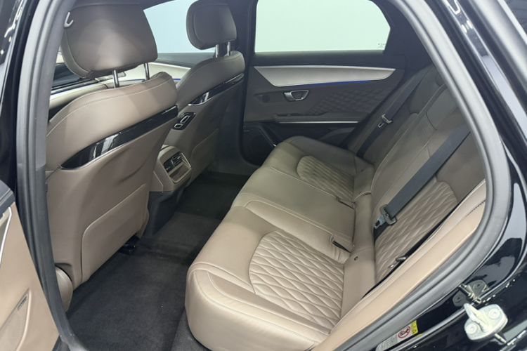 Used BYD Han 2023 EV Champion Edition 605KM Front-Drive Premium Model Interior 3