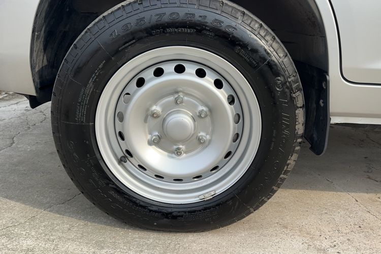 Used Wuling Rongguang New Truck 2023 1.5L Double-Cab Basic Version LAR