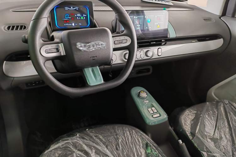 Used CHANGAN Lumin 2024 205km Launch Edition
