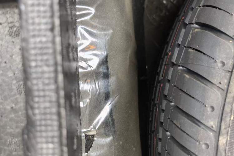 Used BYD M6 2015 2.4L Automatic Prestige Edition