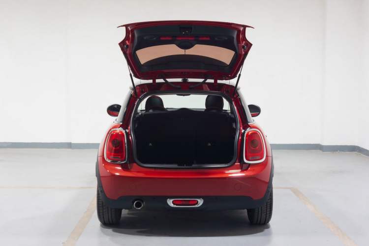 Used MINI 2014 1.5T COOPER Fun Interior 12