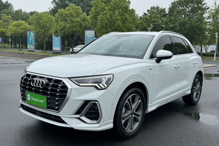 Used Audi Q3 2022 40 TFSI Fashion Dynamic Model
