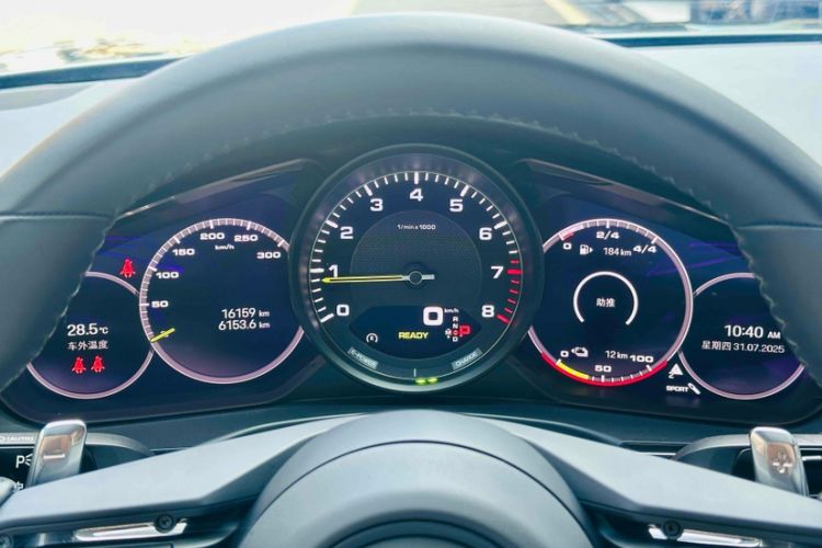 Used Porsche Panamera 2023-Year Restyled Panamera 4 E-Hybrid Platinum Edition 2.9T