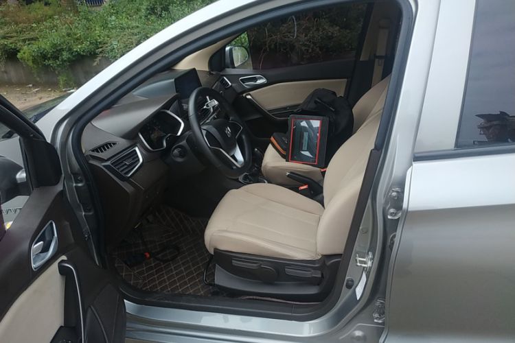 Used Baojun 310W 2017 1.5L Manual Comfort Version China V
