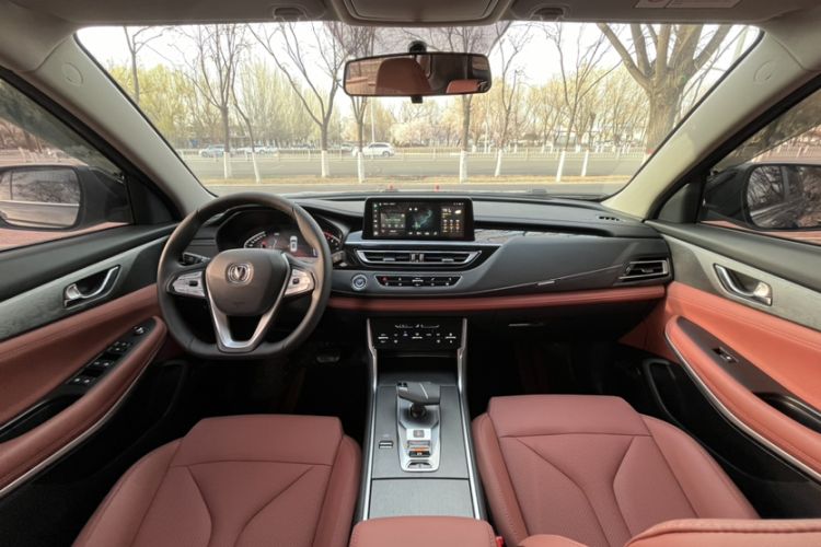 Used CHANGAN CS75 2024 Enjoy Edition 1.5T DCT Luxury Model Interior 1