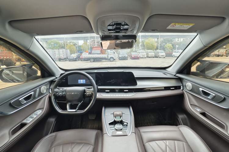 Used Chery Tiggo 8 PRO 2025 290T Two-Wheel Drive Prestige Edition Interior 3