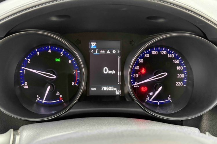 Used Toyota IZOA 2018 2.0L Yidong Version China V Standard
