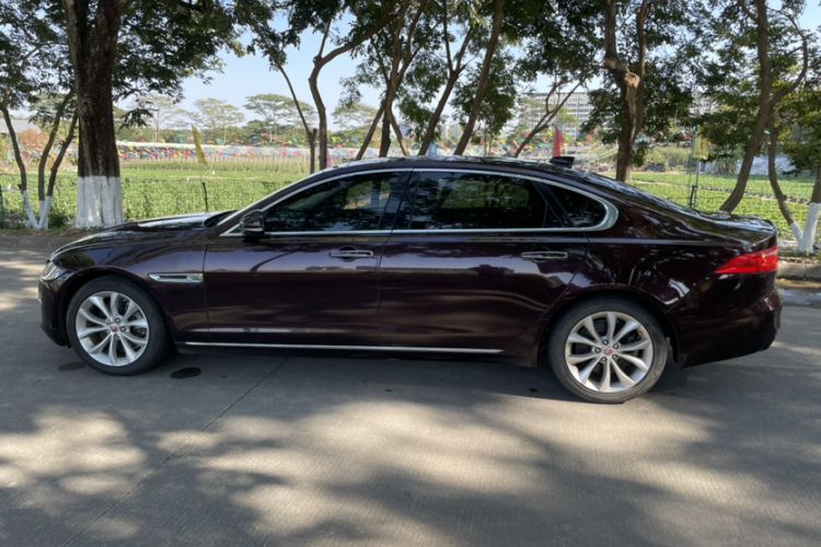 Used Jaguar XFL 2019 XFL 2.0T 250 PS Two-Wheel-Drive Luxury Edition
