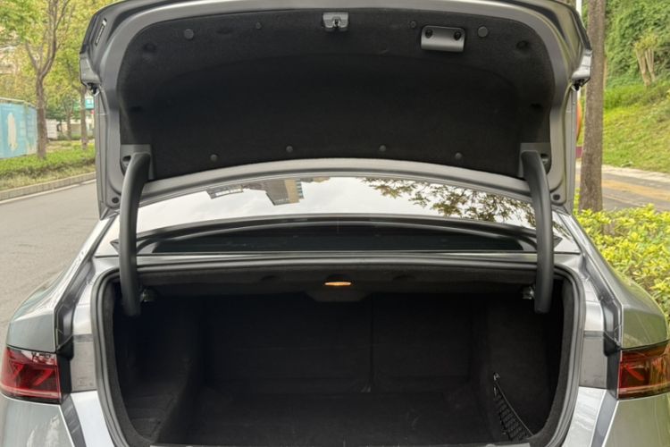 Used BYD Qin PLUS 2021 DM-i 55KM Flagship Model Trunk