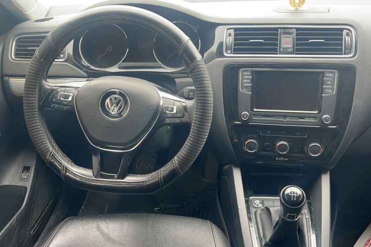 Used Volkswagen Sagitar 2018 1.6L Manual Comfort Model
