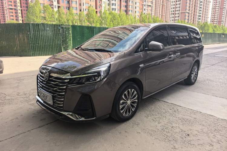 Used Buick GL8 2023 Land Executive Class 652T Luxury Model