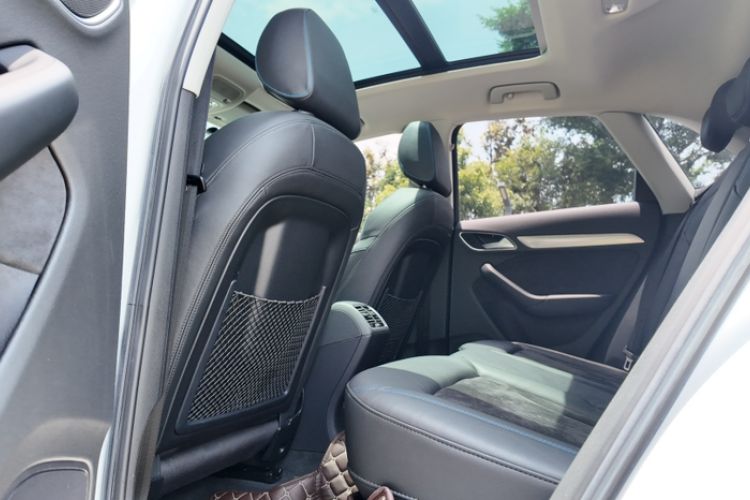 Used Audi Q3 2018 30th Anniversary Edition 35 TFSI Sport Model Interior 2