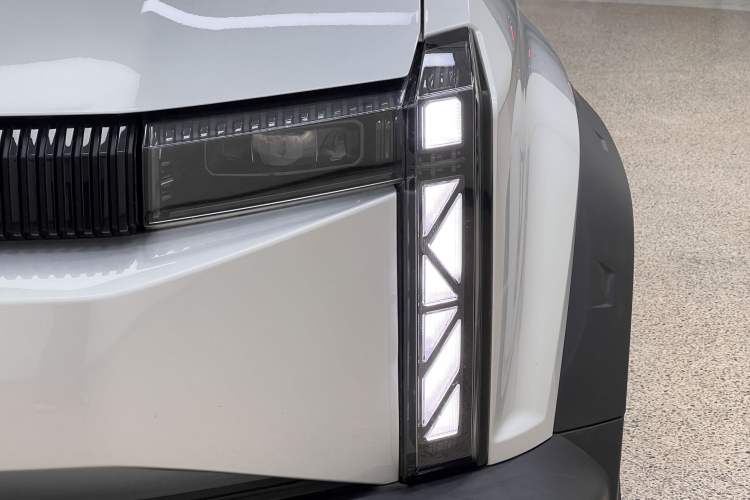 Used iCAR 03 2024 472km Four-Wheel Drive Long-Range Version