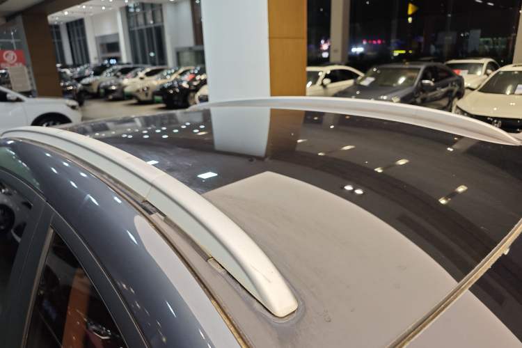 Used Geely Auto Emgrand GS 2017 Sport Edition 1.3T Automatic Smart Connectivity Model Roof