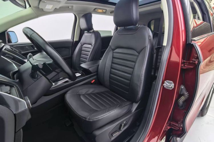Used Ford Edge 2015 2.0T GTDi 4x4 High-Grade Model
